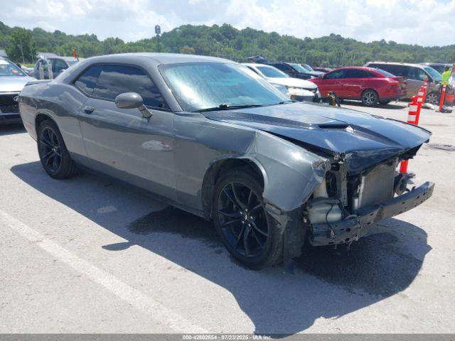  Salvage Dodge Challenger