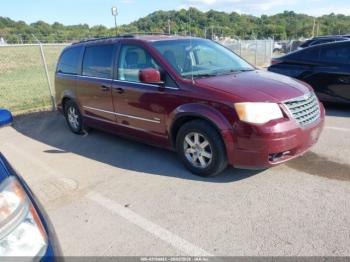  Salvage Chrysler Town & Country