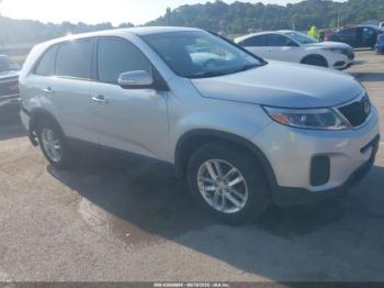  Salvage Kia Sorento