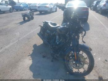  Salvage Harley-Davidson Flhxst
