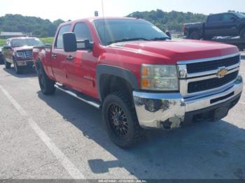  Salvage Chevrolet Silverado 2500