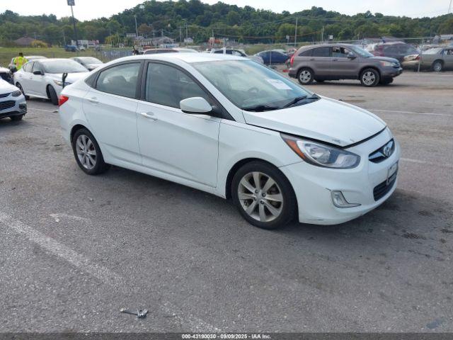 Salvage Hyundai ACCENT