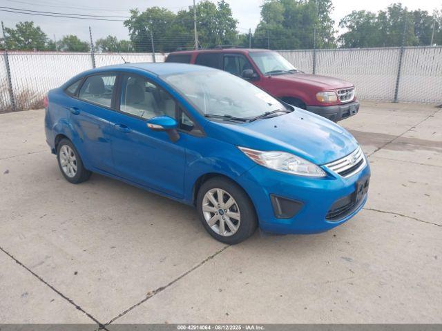  Salvage Ford Fiesta
