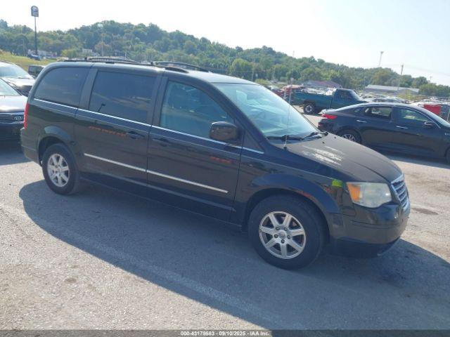  Salvage Chrysler Town & Country
