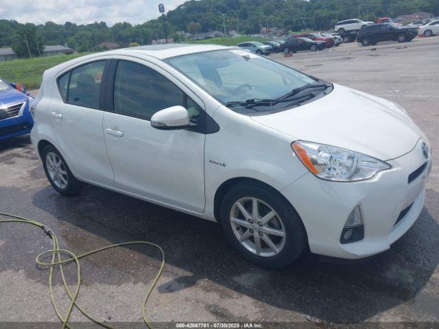  Salvage Toyota Prius c