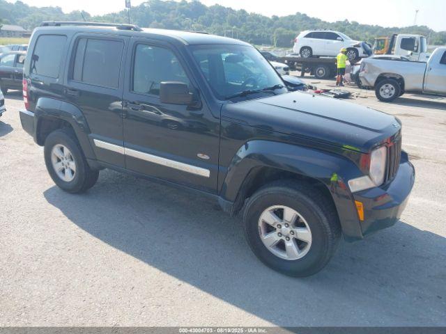  Salvage Jeep Liberty