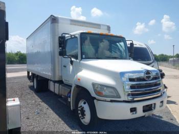 Salvage Hino 268