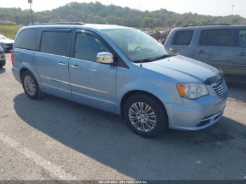 Salvage Chrysler Town & Country