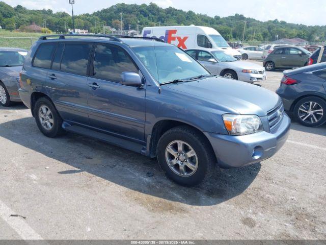  Salvage Toyota Highlander