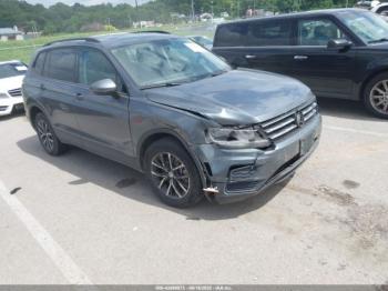  Salvage Volkswagen Tiguan
