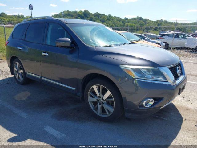  Salvage Nissan Pathfinder