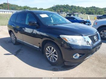  Salvage Nissan Pathfinder