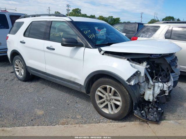  Salvage Ford Explorer