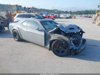  Salvage Dodge Challenger