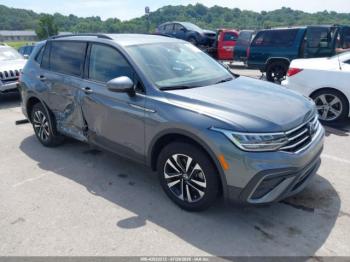  Salvage Volkswagen Tiguan