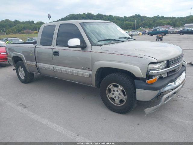  Salvage Chevrolet Silverado 1500
