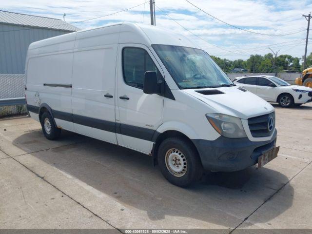  Salvage Mercedes-Benz Sprinter 2500