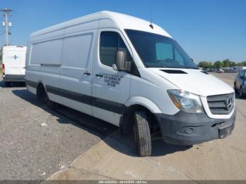  Salvage Mercedes-Benz Sprinter 3500
