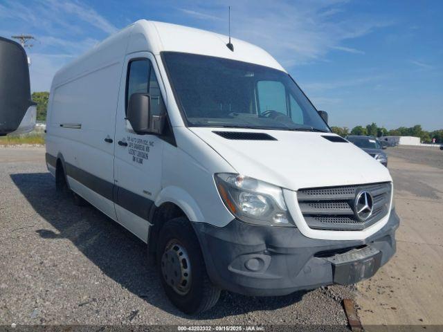 Salvage Mercedes-Benz Sprinter 3500