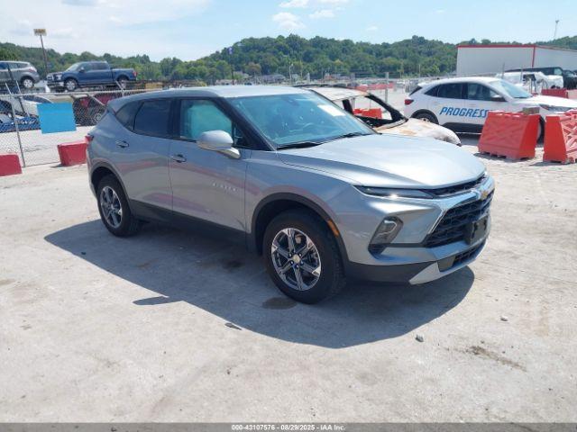  Salvage Chevrolet Blazer