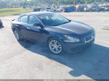  Salvage Nissan Maxima
