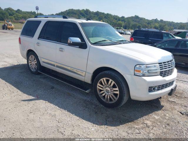  Salvage Lincoln Navigator