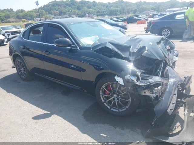  Salvage Alfa Romeo Giulia
