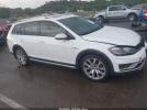 Volkswagen Golf Image 1