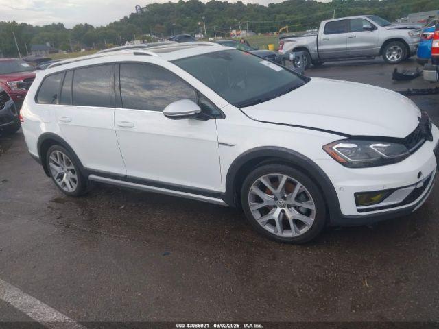  Salvage Volkswagen Golf