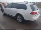 Volkswagen Golf Image 17