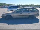 Ford Taurus Gl Image 4