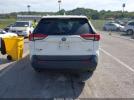 Toyota RAV4 Le Image 15