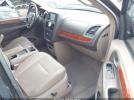 Chrysler Town & Country Touring-l Image 2