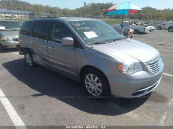  Salvage Chrysler Town & Country