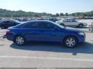 Toyota Camry Le Image 16