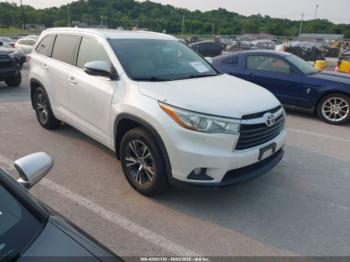  Salvage Toyota Highlander