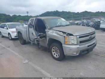  Salvage Chevrolet Silverado 1500