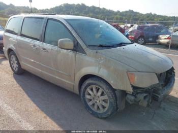  Salvage Chrysler Town & Country
