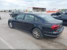 Volkswagen Passat Image 2