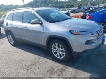  Salvage Jeep Cherokee