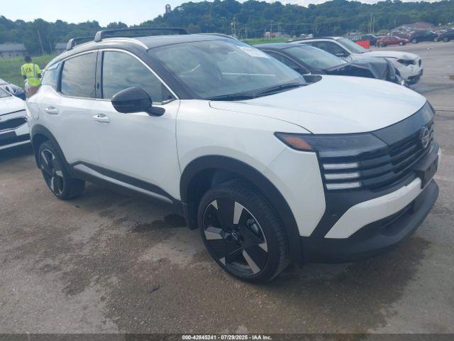  Salvage Nissan Kicks