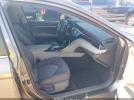 Toyota Camry Le Image 5