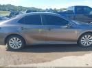 Toyota Camry Le Image 13