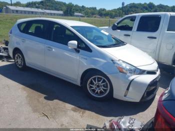  Salvage Toyota Prius v