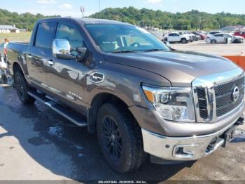  Salvage Nissan Titan