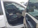 Chrysler Town & Country Touring Image 7