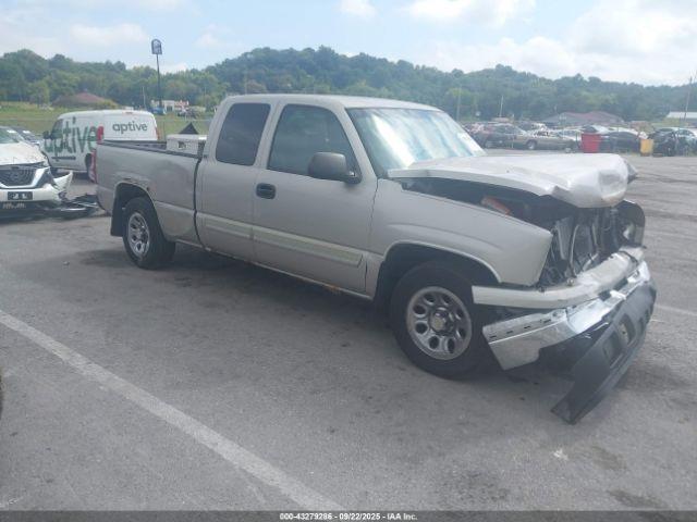  Salvage Chevrolet Silverado 1500