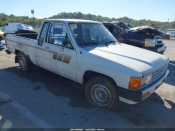  Salvage Toyota Pickup
