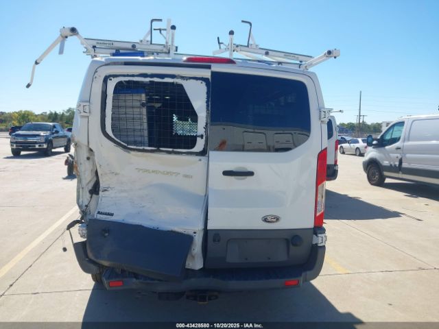 Ford Transit Image 17