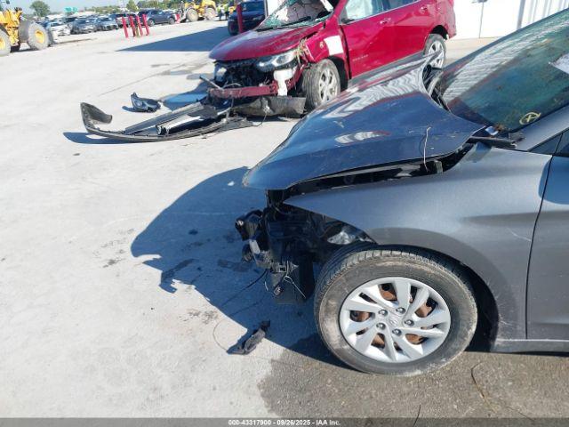 Hyundai ELANTRA Se Image 8